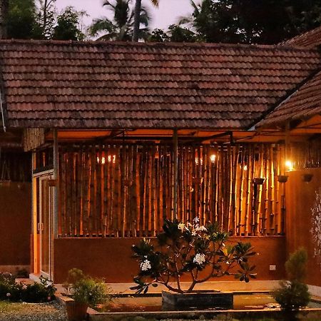 Pura Vida Varkala Hotel Exterior foto