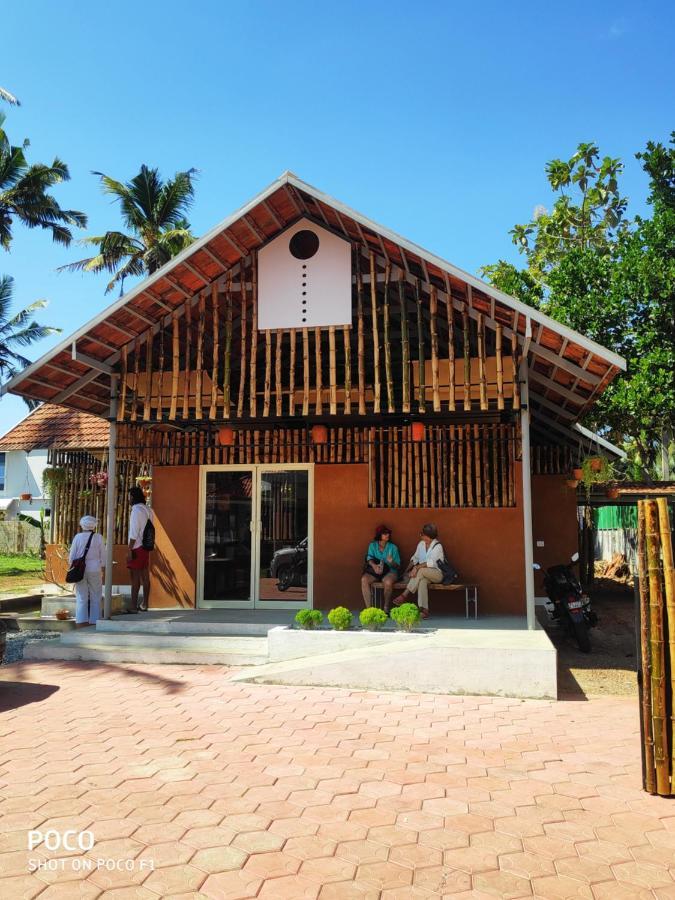 Pura Vida Varkala Hotel Exterior foto
